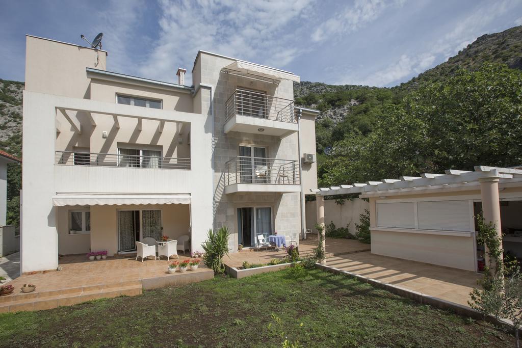 Apartment San Marco Risan Exterior photo
